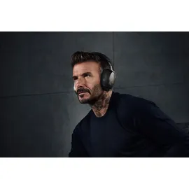 Bowers & Wilkins Px8 Dark Forest