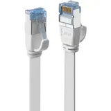 Lindy 47540 RJ45 Netzwerkkabel, Patchkabel CAT 6a U/FTP Weiß mit Rastnasenschutz 1St.