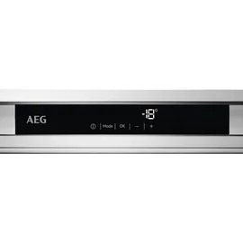 AEG OAB7N12EF Einbaukühlschrank (122 l, 1224 mm hoch)