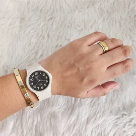 Casio Collection Resin 34,9 mm MQ-24UC-8BEF