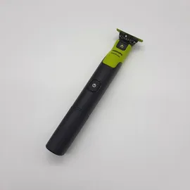 Philips OneBlade 360 mit App Face + Body QP4631/65