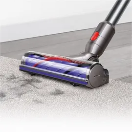 Dyson V8 silber/nickel