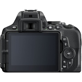 Nikon D5600 + AF-S DX 18-140 mm ED VR