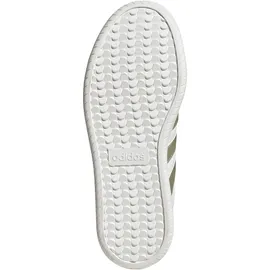 adidas Barreda Cloud White / Gold Metallic / Alumina 36