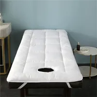 Matratze FüR Massageliege Mit Loch Tragbare Beauty Matratze Faltbares Weiche Bequemlichkeit Massagetische Mattress FüR Spa SchöNheits Gesichtssalon BettbezüGe Mit Gesichtsloch (Weiß,70x190cm)