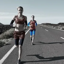 Bauerfeind Sports Compression Sleeves Upper Leg - kurz schwarz