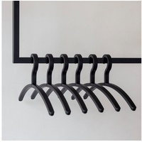 Metallbude FAY Kleiderbügel aus Kunststoff, 6er-Set, platzsparendes Design, pflegeleicht, Kratzfest, schwarz
