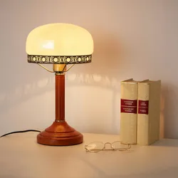 Relaxdays Tischlampe Rund Holzfuß Nostalgie Jugendstil Look, beige / messing-optik 10016611