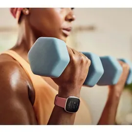 Fitbit Versa 4 aluminium kupferrosé/sandrosa