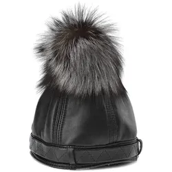 Schwarze Mütze Luka-Pelli Mit Echtem Fuchsfell, XL