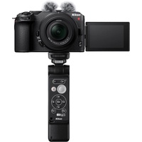 Nikon Z 30 Vlogger Kit, 20,9 MP, 5568 x 3712 Pixel, CMOS, 4K Ultra HD, Touchscreen, Schwarz