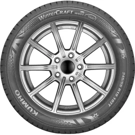 Kumho WinterCraft Ice WS51 SUV 235/65 R17 108T