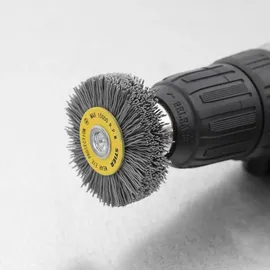 Stier Rundbürste Scheibenbürste Ø 50 mm, Schaft-Ø 6 mm, Drahtstärke 0,6 mm, gewellt, Siliziumkarbid