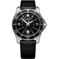 Victorinox Herren-Uhr Maverick, Herren-Armbanduhr, analog, Quarz, Wasserdicht bis 100 m, Gehäuse-Ø 43mm, Leder Armband 22 mm, 93 g, Schwarz