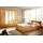 OTTO home Schlafzimmer-Set Hugo, (Set, 4-tlg), Bett 180x200 cm, 5-trg Kleiderschrank und 2 Nachttische beige