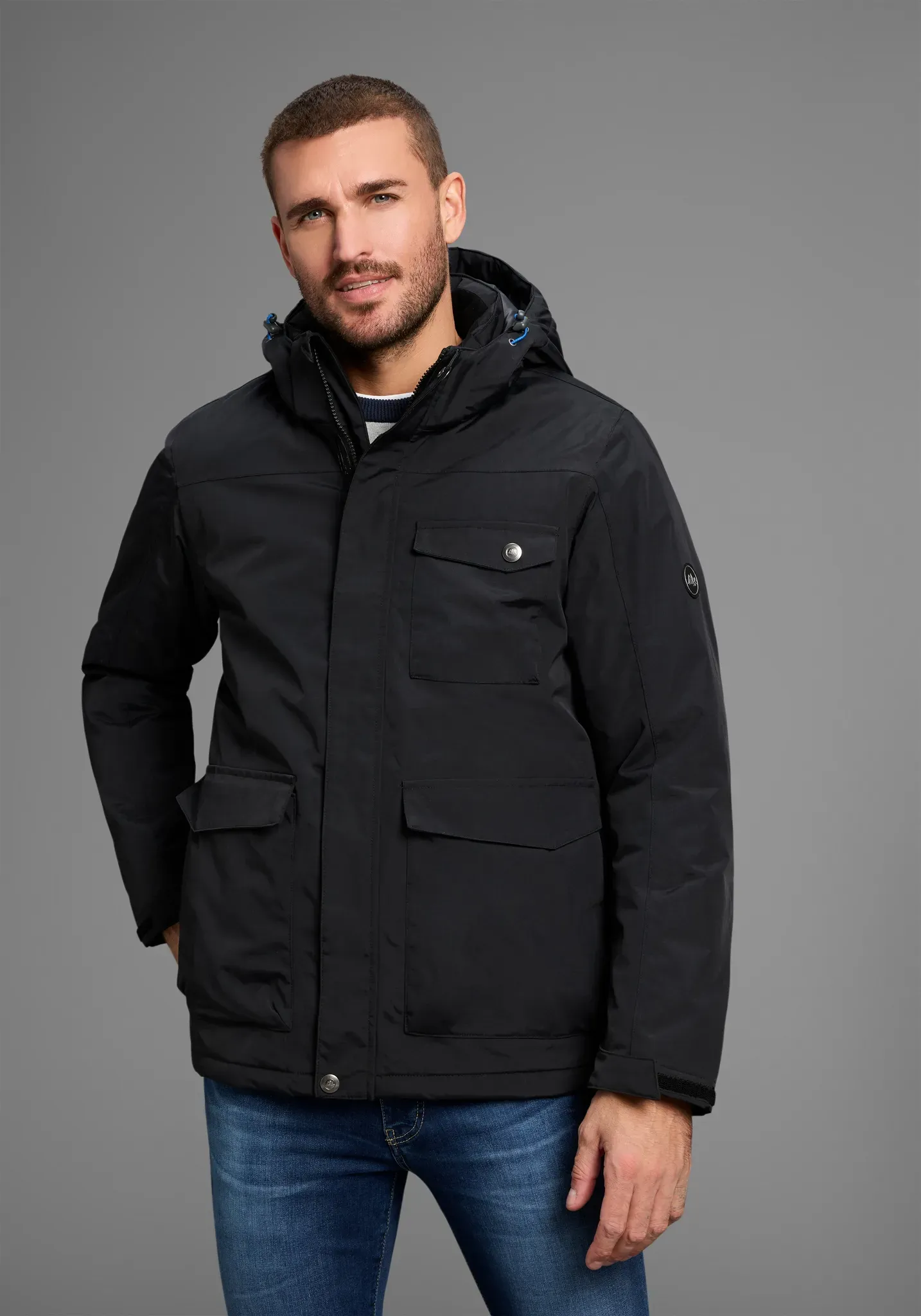 Funktionsjacke POLARINO, Herren, Gr. 48, schwarz, Obermaterial: 100% Polyamid. Futter: 100% Polyester. Wattierung: 100% Polyester, mit verstellbarem Klettverschluss, Jacken Funktionsjacke, Wassersäule 3000 mm, verschweißte Nähte