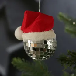 Weihnachtsbaumschmuck Discokugel Baumkugel mit Nikolausmütze silber