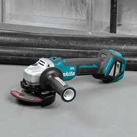 Makita DGA511Z ohne Akku