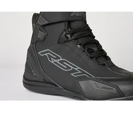 RST Sabre Schwarz 44