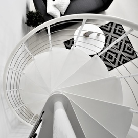 Minka Spindeltreppe Venezia (Durchmesser: 160 cm, silber Farbe Stufen: Buche Hell, Geschosshöhe: