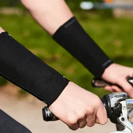 E.COOLINE Power ArmCooler SX3 (1 Paar) Gr. 1 schwarz - sekundenschnelle Aktivierung mit Wasser - stundenlange, trockene Kühlung für heiße Tage