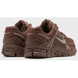 Nike WMNS ZOOM VOMERO 5 - - 38