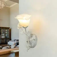 Licht-Erlebnisse Wandleuchte FLEURE Metall Glas E14 Landhaus