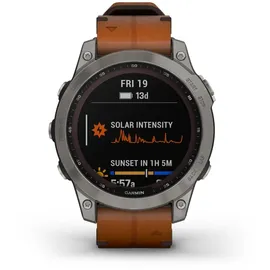 Garmin fenix 7 Sapphire Solar Titanium Titan mit braunem Lederarmband