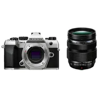 OM System OM-5 Mark II + 12-40 mm F2.8 Pro silber