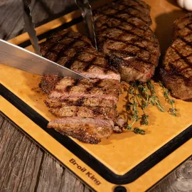 Broil King Schneidebrett Holz 1 31 x 44,5 cm Braun