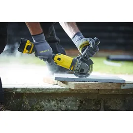 Stanley SFMCG400M2K inkl. 2 x 4,0 Ah + Koffer