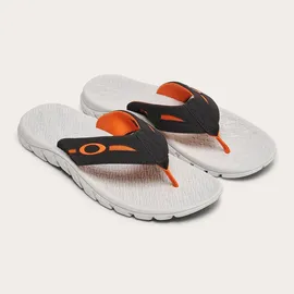 OAKLEY Apparel Operative 2.0 Flip-flops - Lunar Rock / Blackout - EU 40