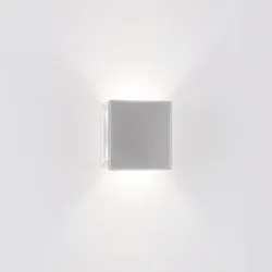 serien lighting App Wandleuchte warmweiß (3000 K) | Pyramide