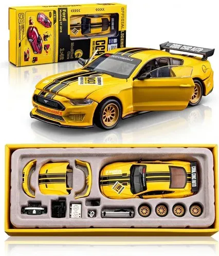 CCA1:42 2018 Ford Mustang GT Gelb Klassisches Modellauto – DIY-Kit, mit zu öffnenden Türen und austauschbaren Teilen; ein Sammlermodell und Ausstellungsspielzeug