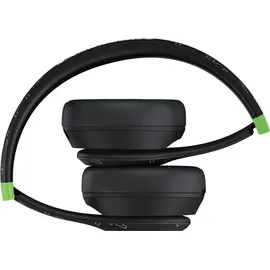 Beats Solo 4 Minecraft Special Edition Charged Black