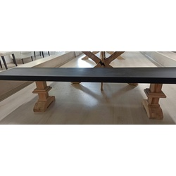 Casa Padrino Landhausstil Eichenholz Sitzbank Schwarz / Naturfarben 300 x 40 x H. 45 cm - Rustikale Massivholz Bank - Rustikale Massivholz Möbel - Landhausstil Möbel