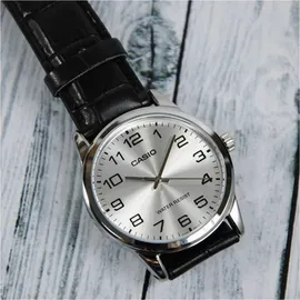 Casio Collection MTP-V001L-7BUDF Herrenuhr - Silber/Schwarz