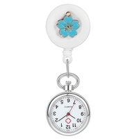 Avaner Krankenschwesternuhr Krankenschwester Uhren, Schwesternuhr Blumen Design mit Clip, Ausziehbare Pflegeuhr FOB Analog Quarzwerk Taschenuhr Ansteckuhr für Pflege Doktor Arzt Schwestern