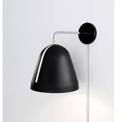 Nyta Tilt Wall Wandleuchte weiß | schwarz matt | mit Kabel und Stecker