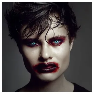 aricona Kontaktlinsen Farblinsen - Blaue farbige Jahreslinsen - Halloween Kontaktlinsen blau ohne Stärke