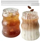 BAIFULAI Gerippte Trinkgläser Set, 2 Stück 530ml Glas Wellenförmige Wassergläser mit 2 Strohhalme und Strohbürste, Eiskaffee Gläser, Getränkegläser, Wellenförmige Wassergläser, Latte Macchiato Gläser