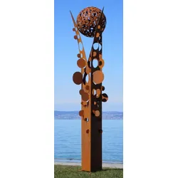Casa Padrino Designer Stahl Garten Skulptur Säule mit Kugel Rostfarben 75 x 70 x H. 268 cm - Handgefertigte Wetterbeständige Garten Dekoration