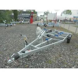 Böckmann TPV BA 1300-L Bootsanhänger  Gesamtgewicht 1300kg
