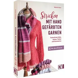 Stricken mit handgefärbten Garnen