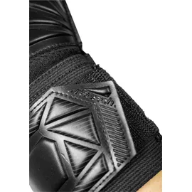 Reusch Attrakt Solid Schwarz 11