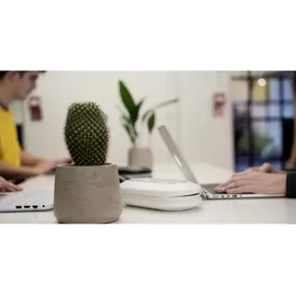 Master Lock Kleine Safe Space-Dokumentenkassette mit Zahlenschloss und Kabel