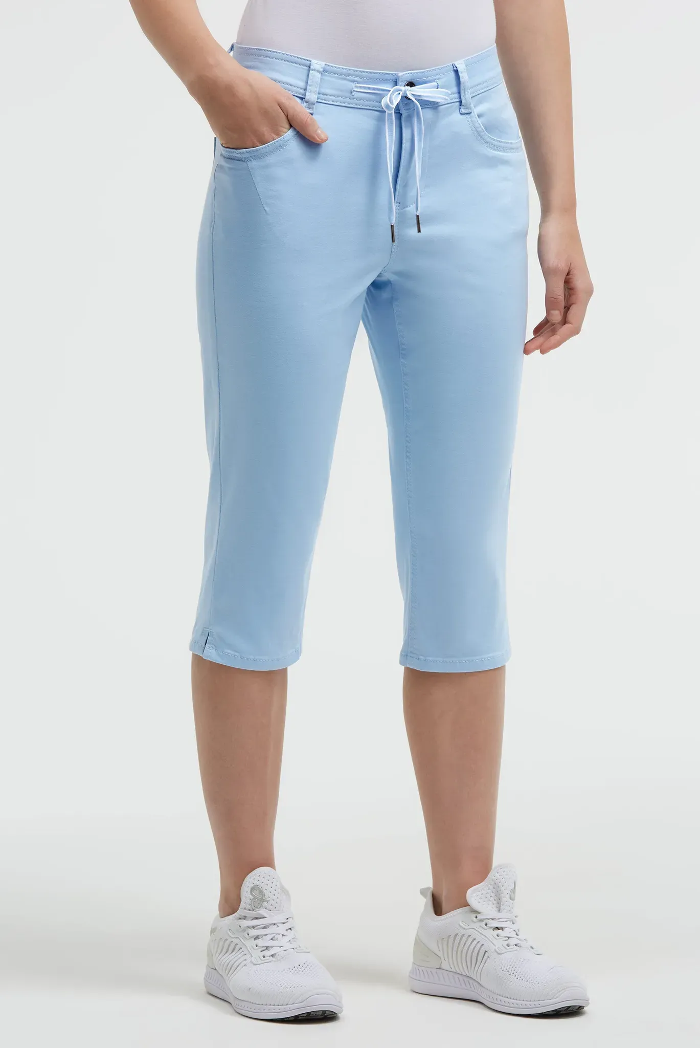 Comfort-fit-Jeans SOCCX, Damen, Gr. 34, Kurz, blau heaven, Denim/Jeans, Material: 92% Baumwolle, 5% Elastomultiester, 3% Elasthan, unifarben, comfort fit, Jeans, mit normaler Leibhöhe