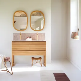 Tikamoon Badezimmermöbel Edgar aus massivem Teakholz und Premium-Terrazzo Rosa 120 cm