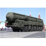 Trumpeter 01082 - 15U175 TEL of RS-12M1 Topol-M ICBM complex 1:35