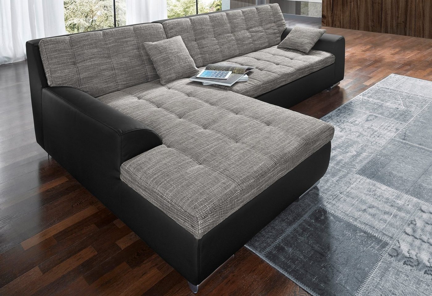 DOMO collection Ecksofa Treviso viele Bezüge, auch in Cord, L-Form, B/T/H: 267/80/83 cm, wahlweise mit Bettfunktion, incl. Zierkissen, hochwertige Steppung schwarz